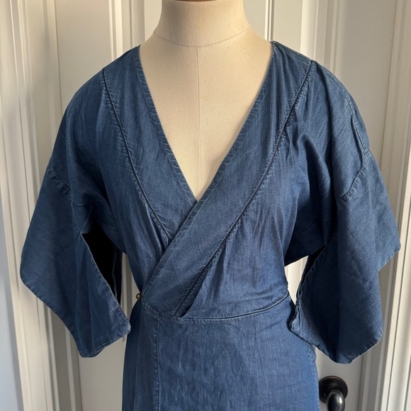 Warm Brand XS Blue Chambray Wrap Dress - Picture 3 of 10
